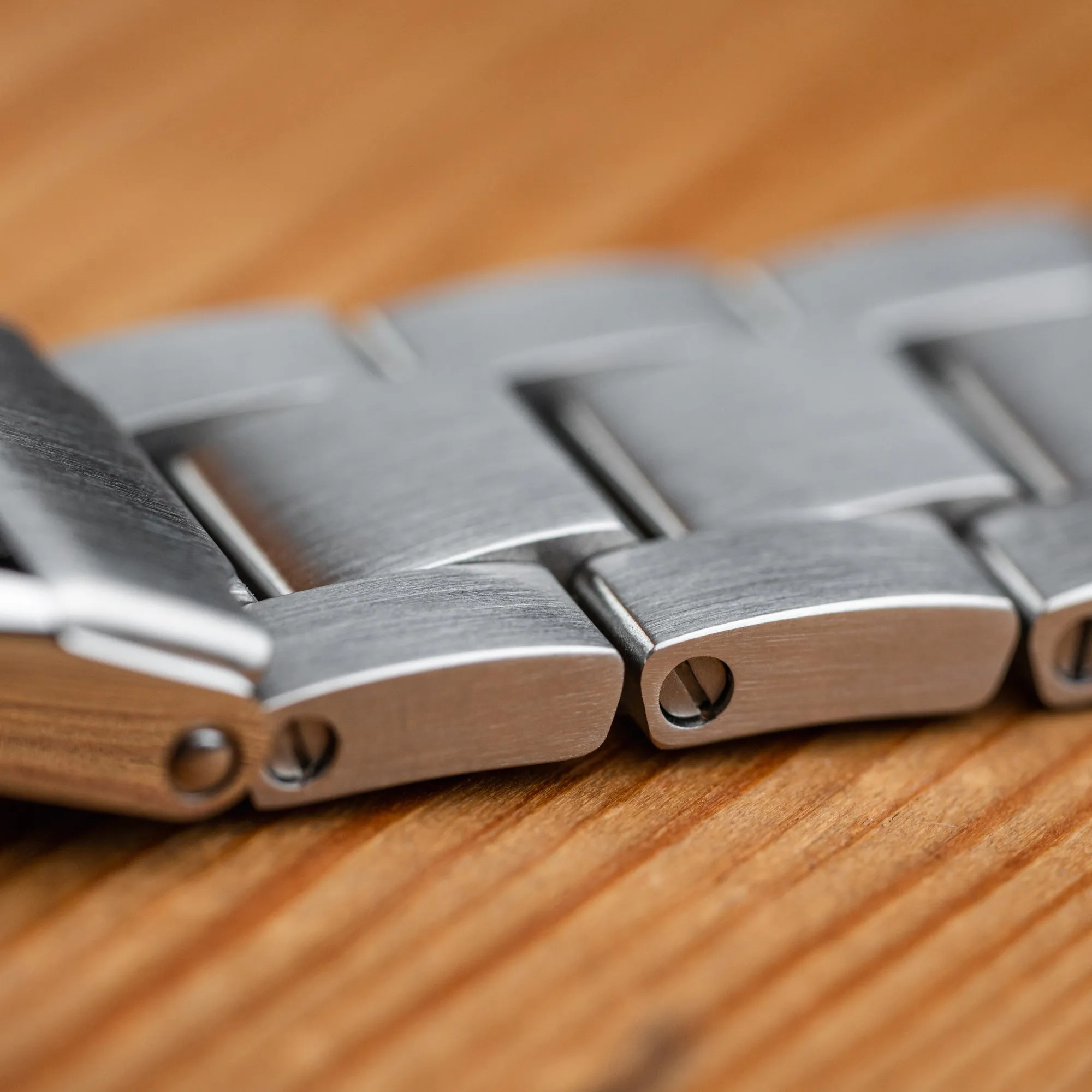 36mm Arctic Edition Medium Diver's Quartz (MSAR Quartz) with Stainless Steel Bracelet