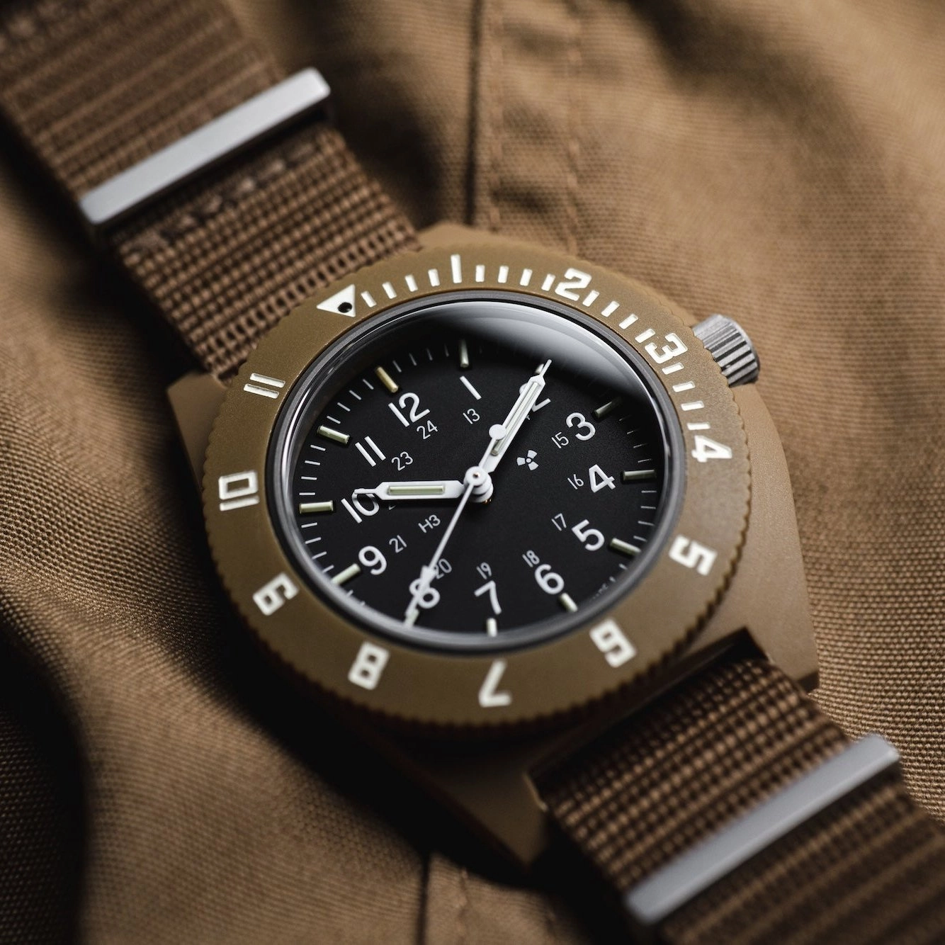 41mm Desert Tan Pilot's Navigator (Quartz)