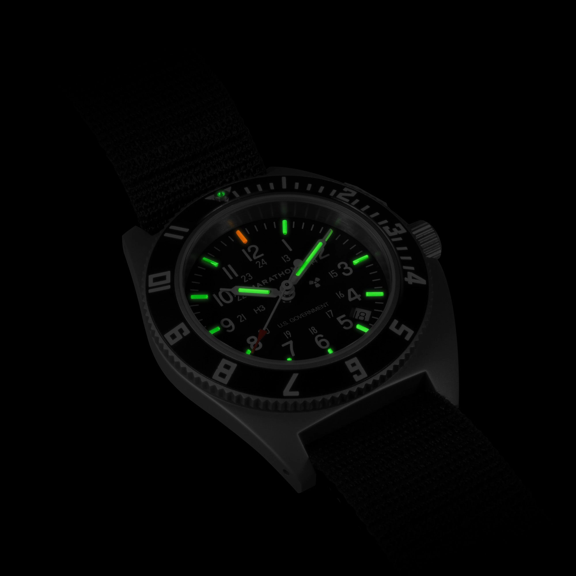 41mm Steel Navigator w/ Date (SSNAV-D) on Ballistic Nylon