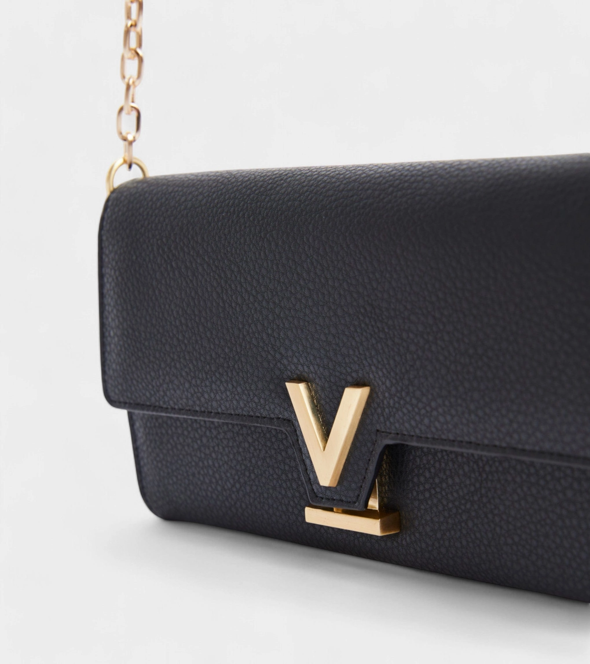 Luella Vegan Bio-Based Bamboo Leather Chain Purse | Black