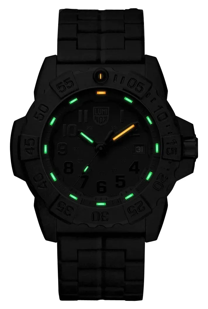 Luminox Navy SEAL CARBONOX Black Dial Date Divers Quartz Mens Watch XS.3502.BO.L