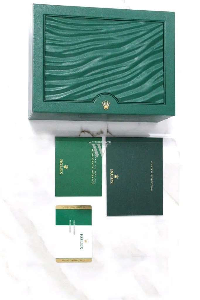 Rolex Day-Date 36 Green Diamonds paved Dial President Yellow Gold Watch 118208
