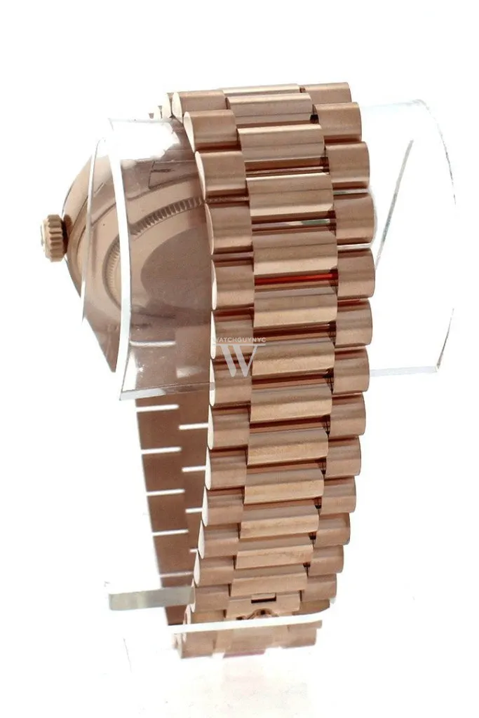 Rolex Day-Date 40 Sundust 10 Baguette-cut Fluted Dial Diamond Bezel 18K Everose gold President Automatic Men's Watch 228235