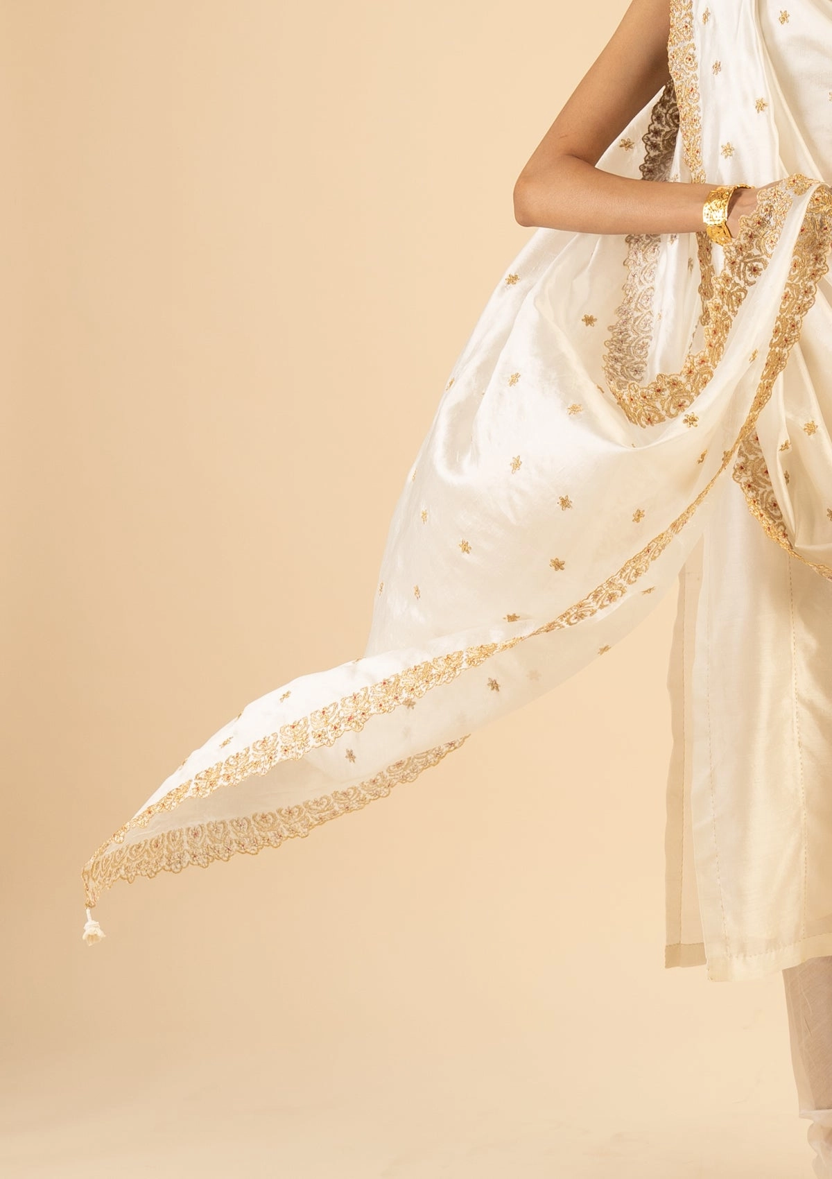 Shakuntala Cream Silk Dupatta