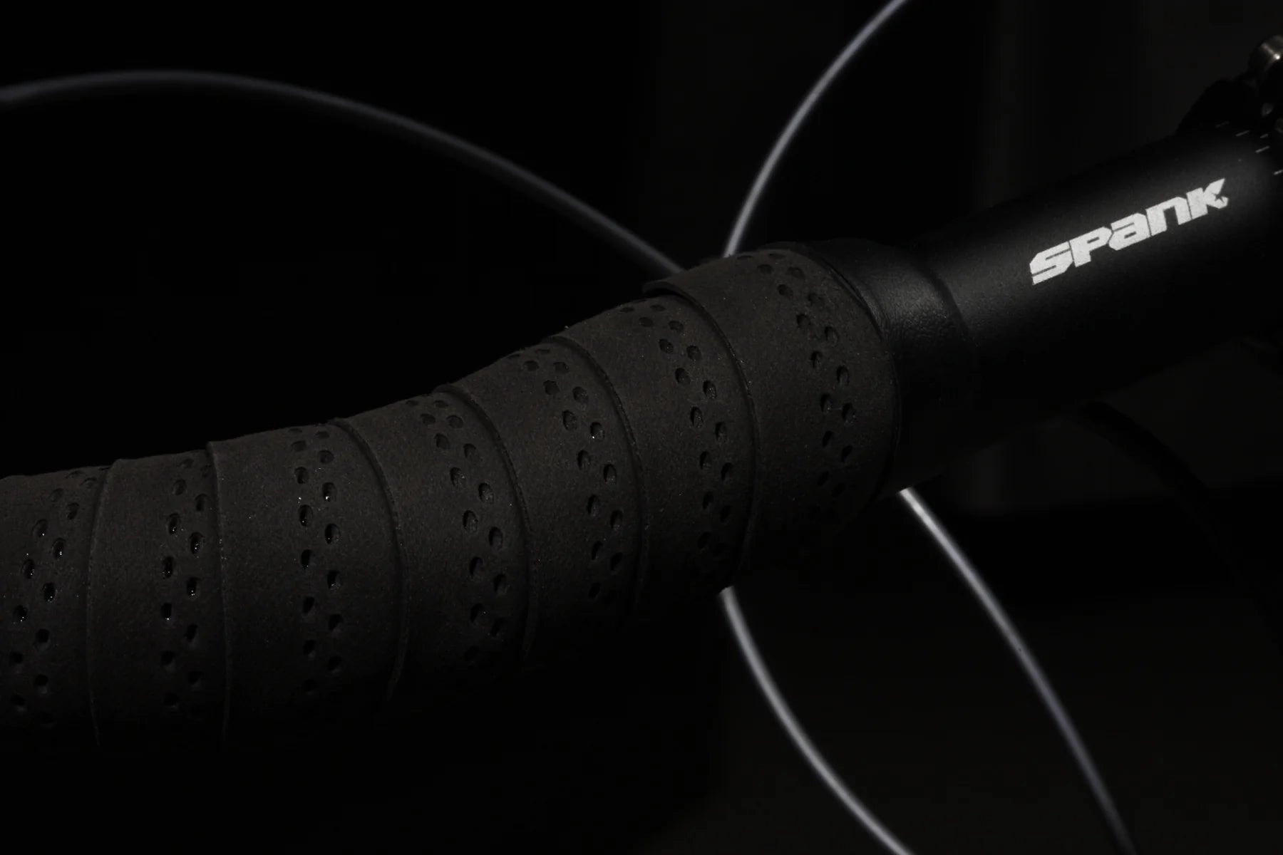 Spank Wing Gravel Drop Bar Tape With Gel Pad & Plug Kit